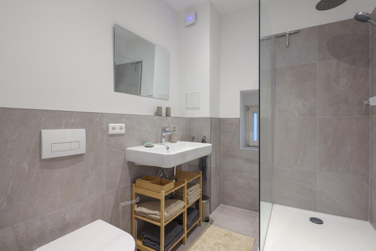 Neue 2-Zi-Apartment 15 Min Entfernung Zum Hbf Und Brandenburger Tor Berlin Exterior photo